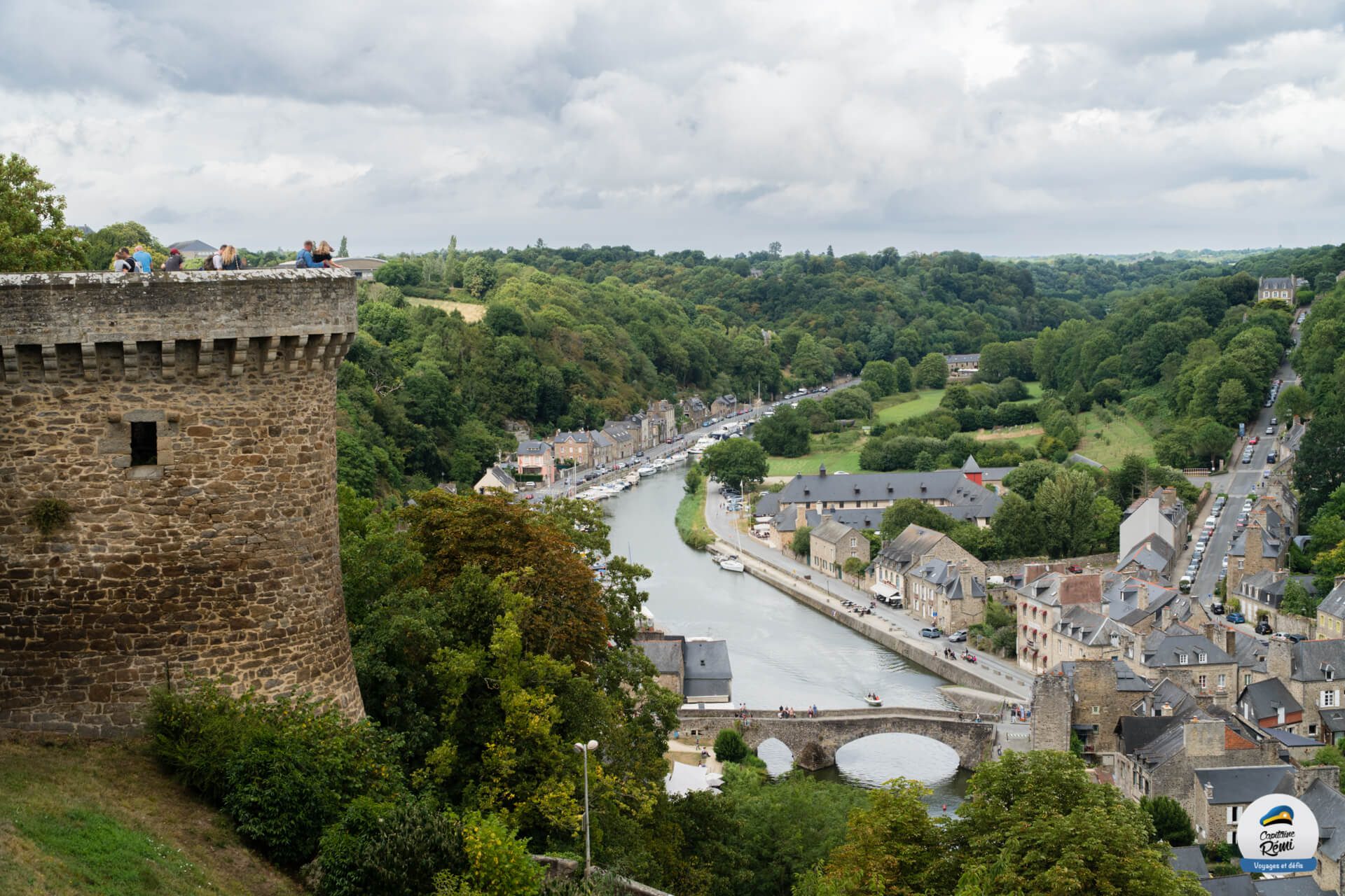 Dinan : vue drone forteresse